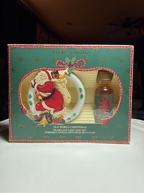 Fitz and Floyd Holiday Santa Fragrance Light Ring Set - Red, Green, White